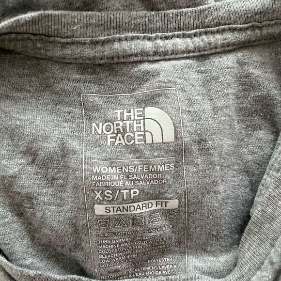 𝅺The North Face gray logo tee, size XS - Picture 5 of 5